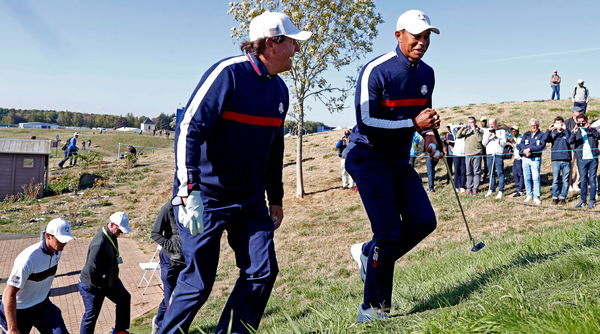 Tiger Woods stuck with Phil Mickelson in Ryder Cup practice group