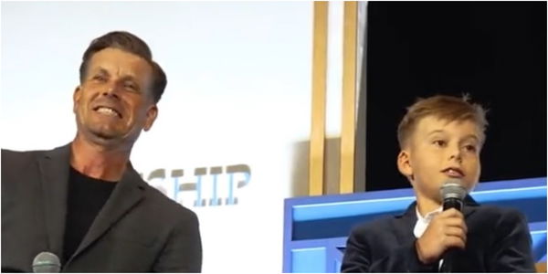 Henrik Stenson's son Karl, 11, ROASTS his father at PNC Championship dinner