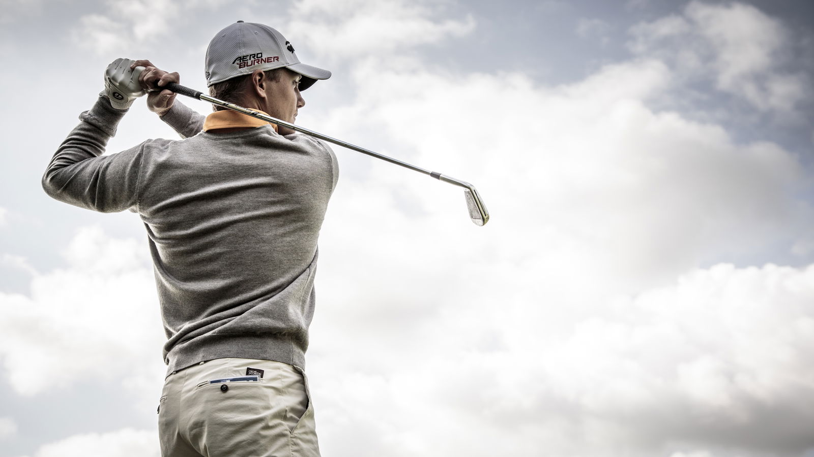 Oscar Jacobson reveal 'cashwool' sweater and slipover