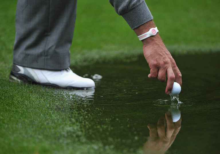 Oldest English golf club to BAN PLASTIC TEES to stop harming animals