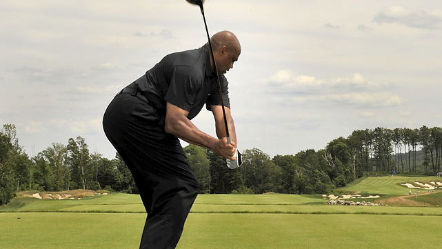 WATCH: The worst swing in golf? 