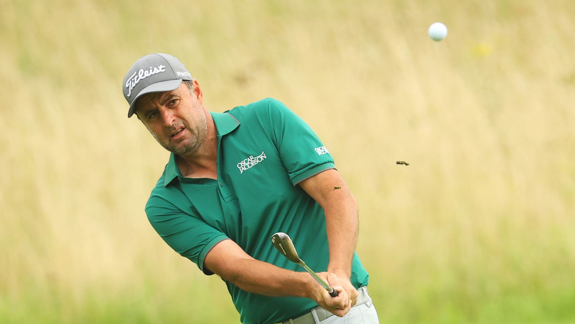 Richard Bland sets the early pace at the Cazoo Classic at London Golf Club