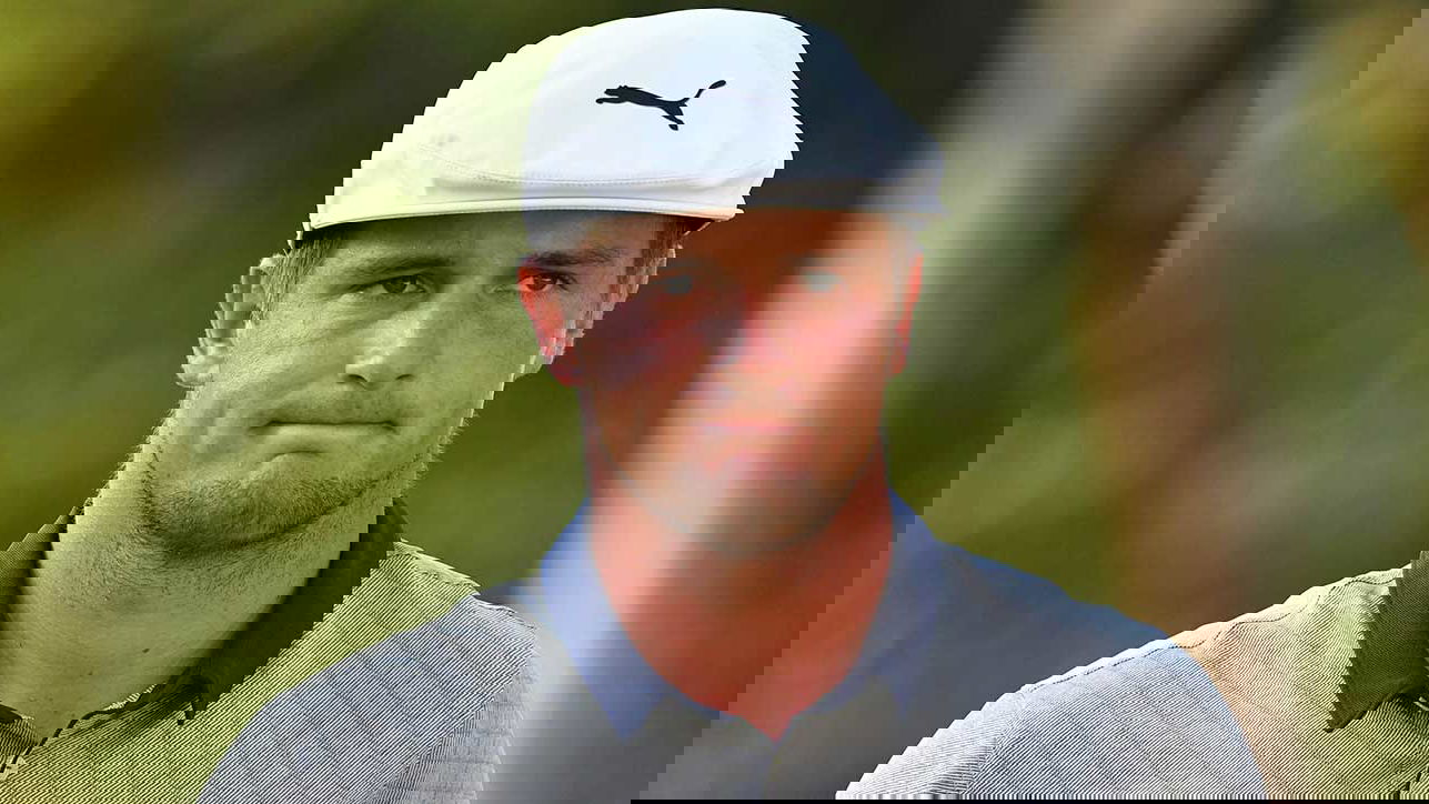 WATCH: Bryson DeChambeau simulates dew at Tour Championship