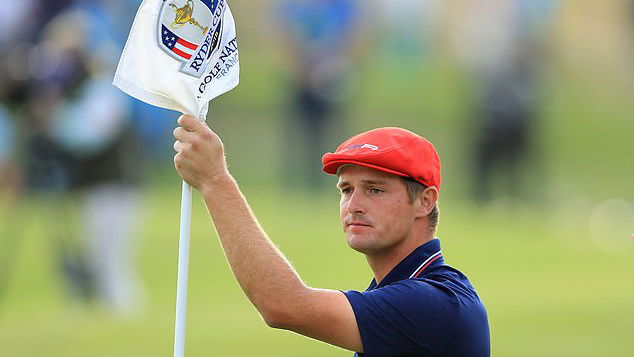 Dave Pelz: "You will hole more putts when you leave the flagstick in!"