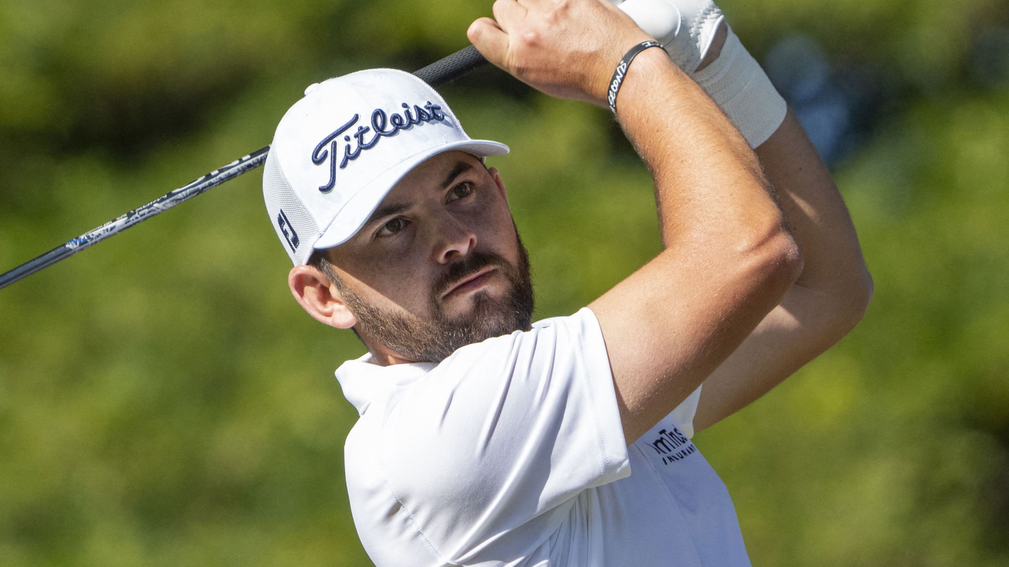 Hayden Buckley leads PGA Tour's Sony Open after stunning HOLE-OUT EAGLE!