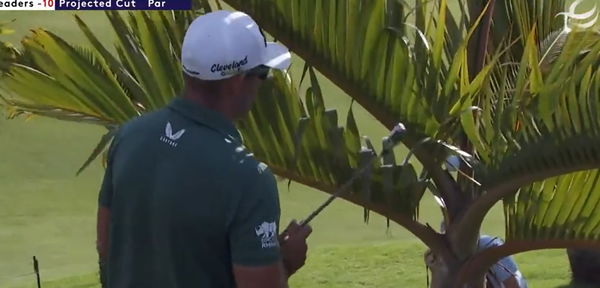 Dean Burmester hits shot OUT OF A TREE in Mauritius