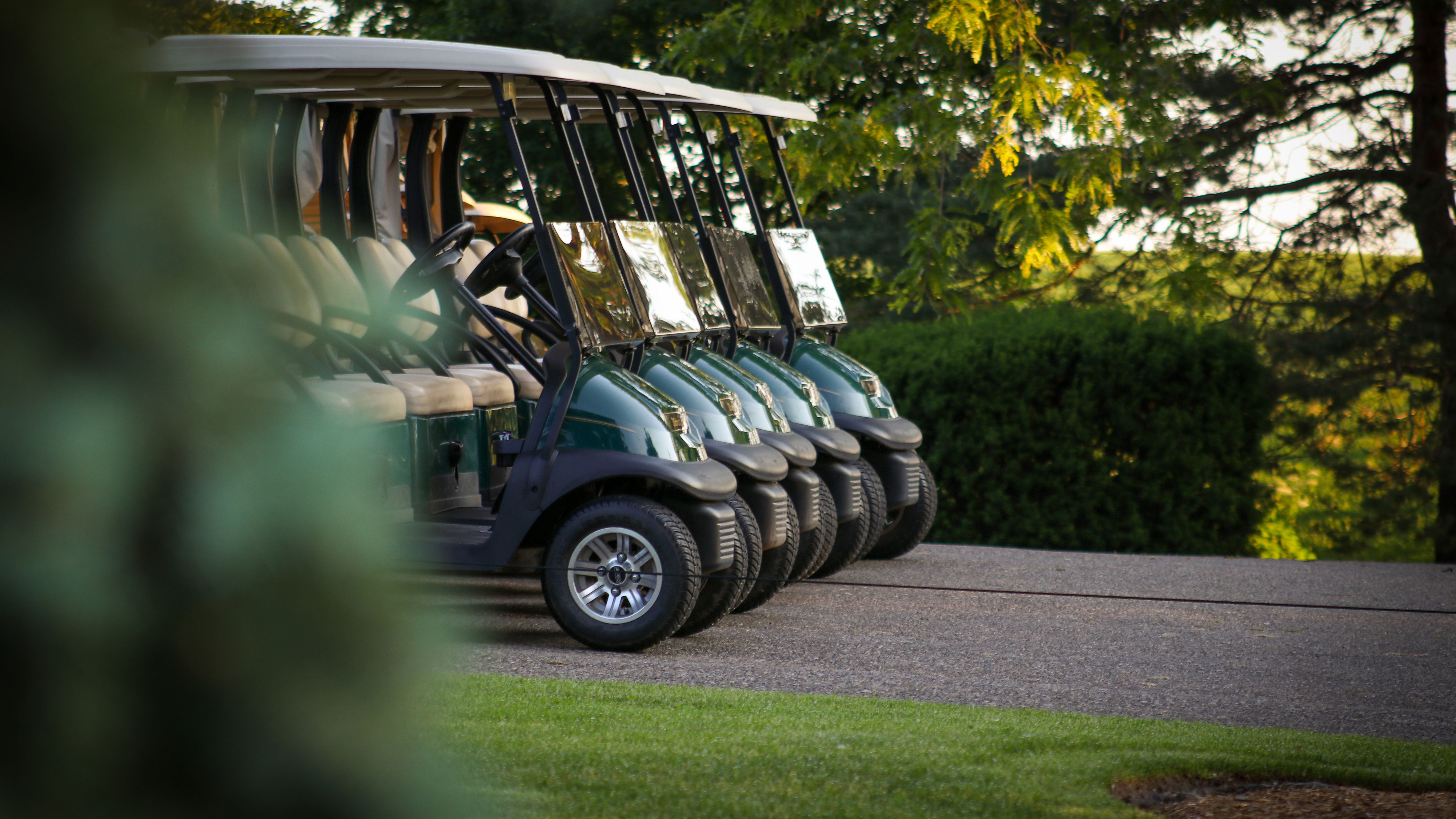 More than ONE THIRD of UK golf clubs have cash flow issues