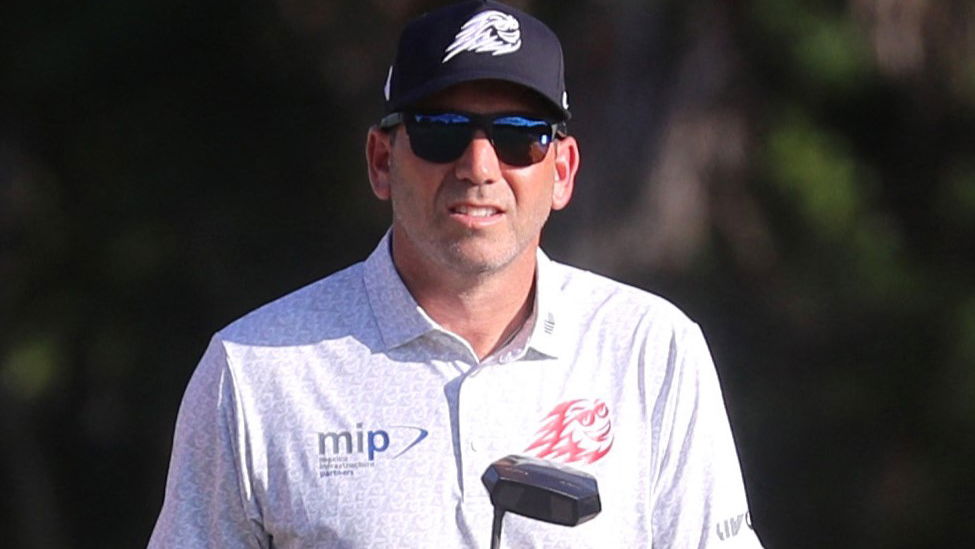 Sergio Garcia using a putter 0.01% of golf fans have ever seen!