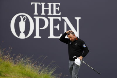 Graeme McDowell takes anger out on golf bag at The Open