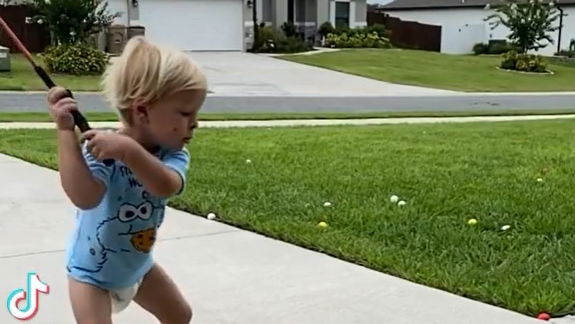 WATCH: Quite possibly the BEST BABY GOLF SWING we have ever seen!