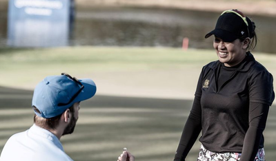 LPGA Tour pro finishes round as boyfriend comes onto green to propose!