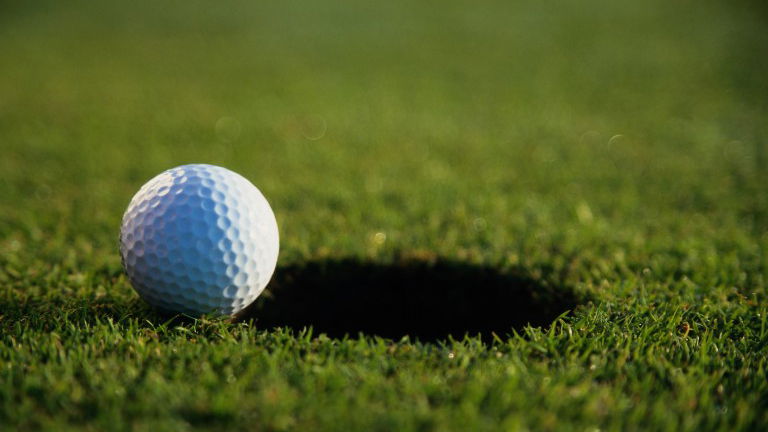 Aware of what you can do when your golf ball overhangs the hole?