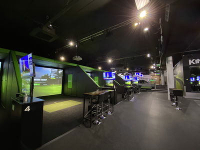 Kings Golf Studio: Meet the UK's BEST new indoor golf studio