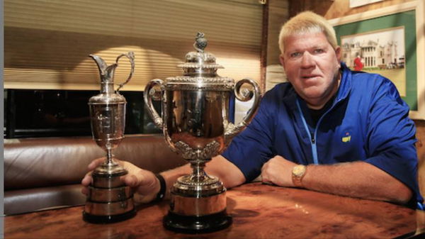 Golf fans react as golf legend John Daly SINGS Bob Dylan classic 