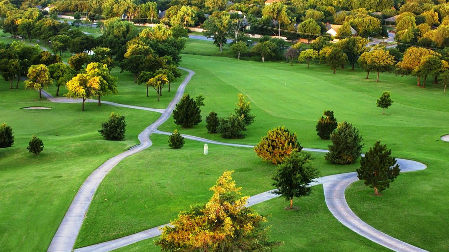 Golfer gets beaten with putter after asking to play through foursome
