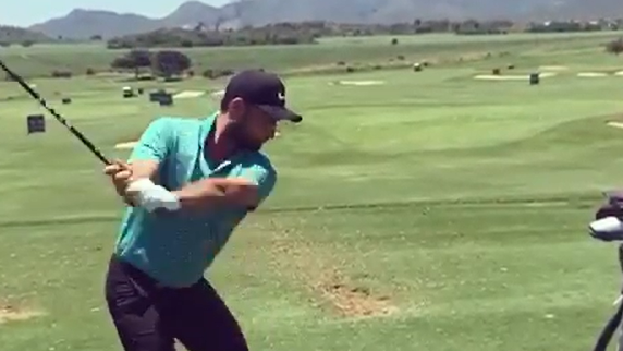 Alex Levy is ready to HIT BOMBS at Leopard Creek this week!