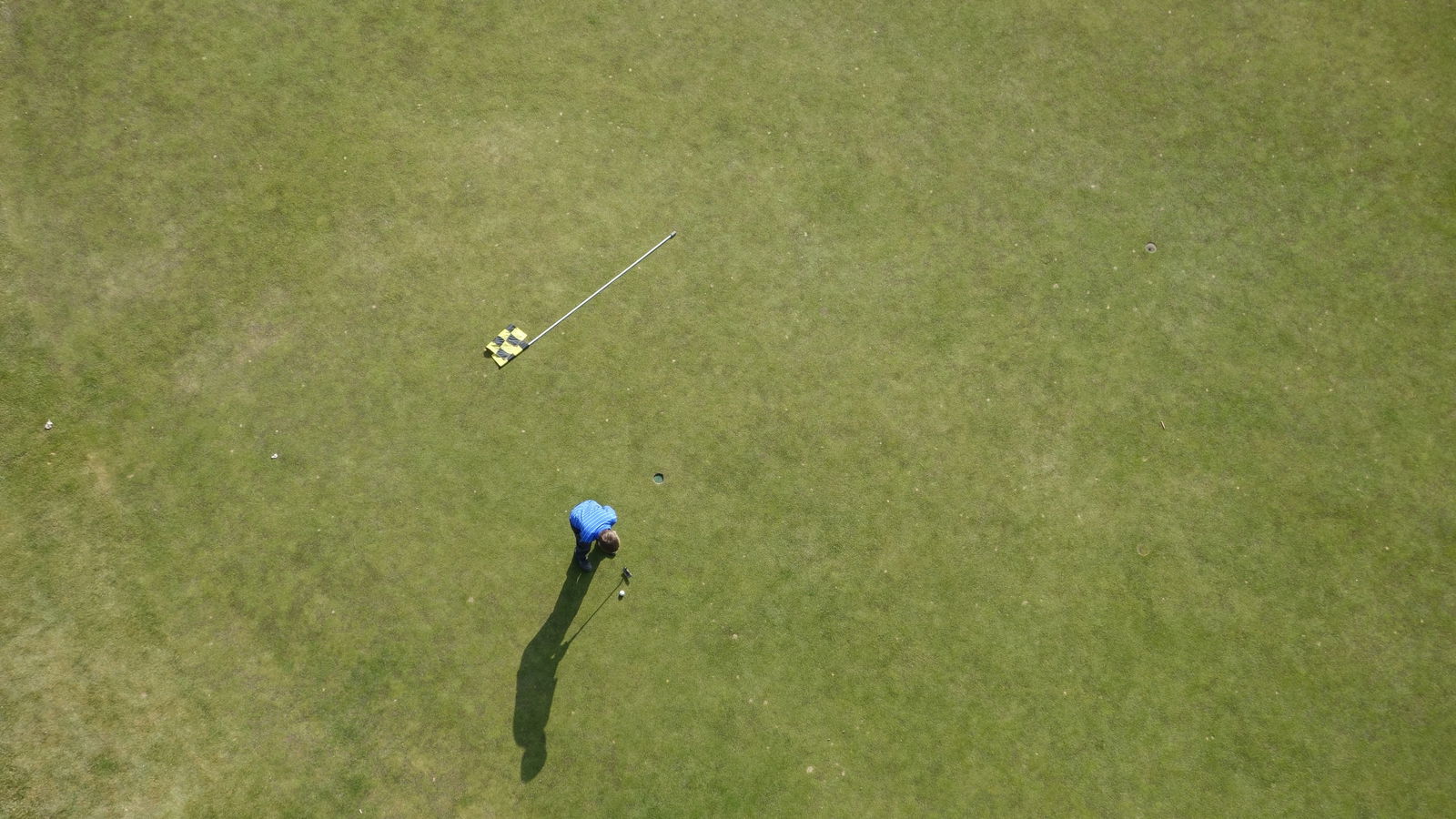 Columnist wants golf courses BANNED in Australia as they