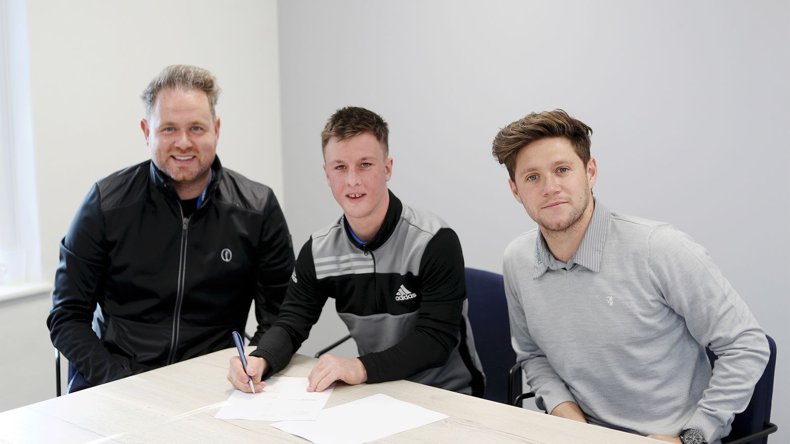 Leading disability golfer Lawlor signs with Modest! Golf