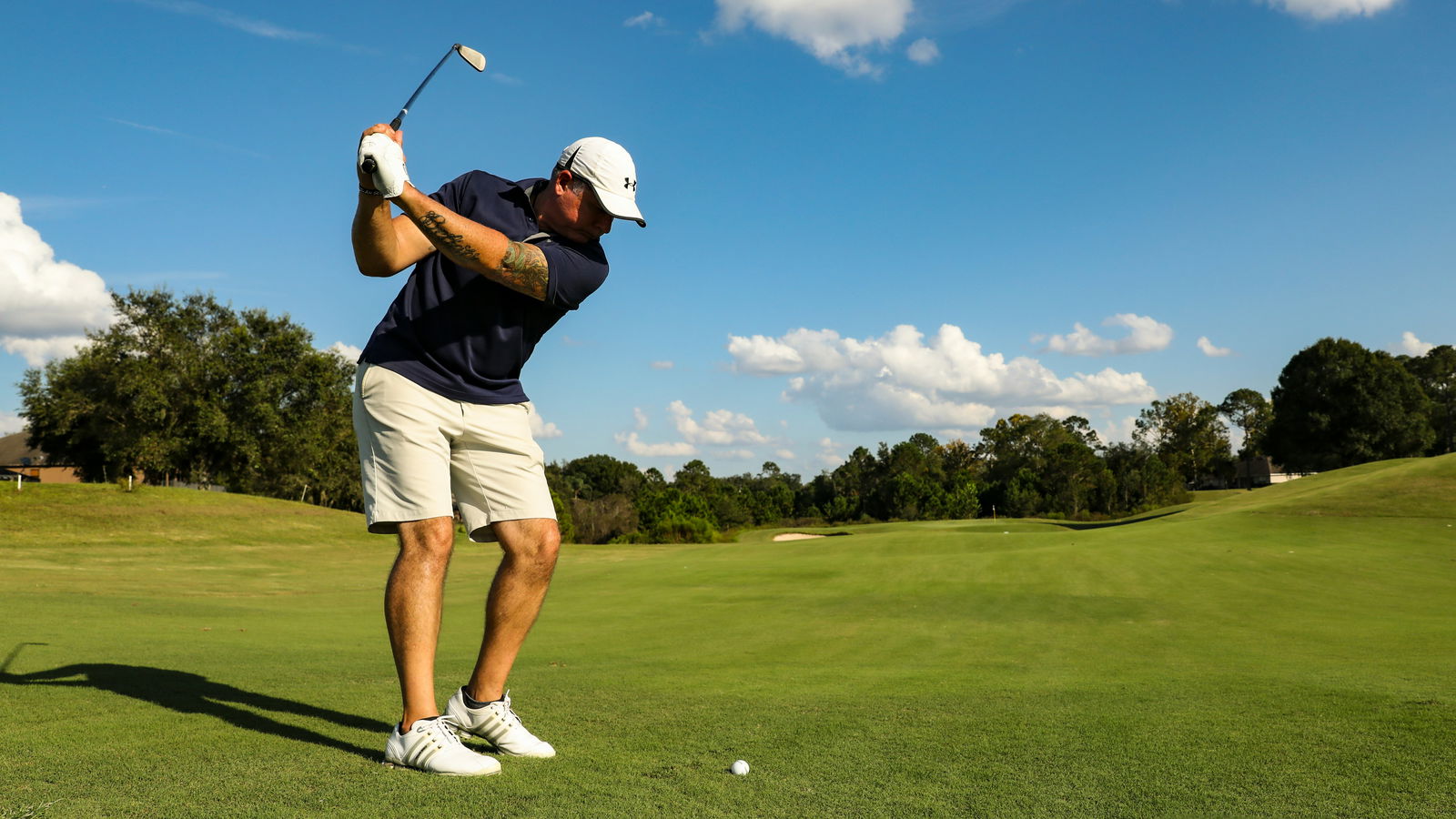 Orange balls can lead to better scores, suggests shock golf study