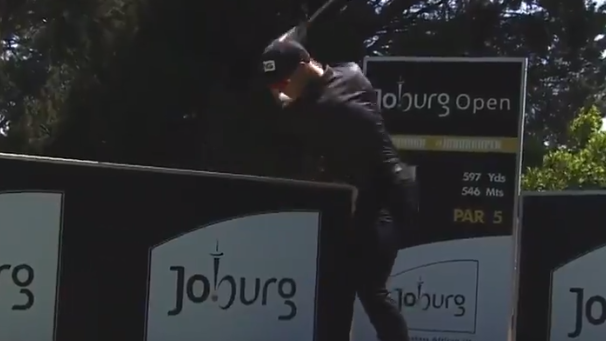 Wilco Nienaber averages 416 yards off the tee at Joburg Open!