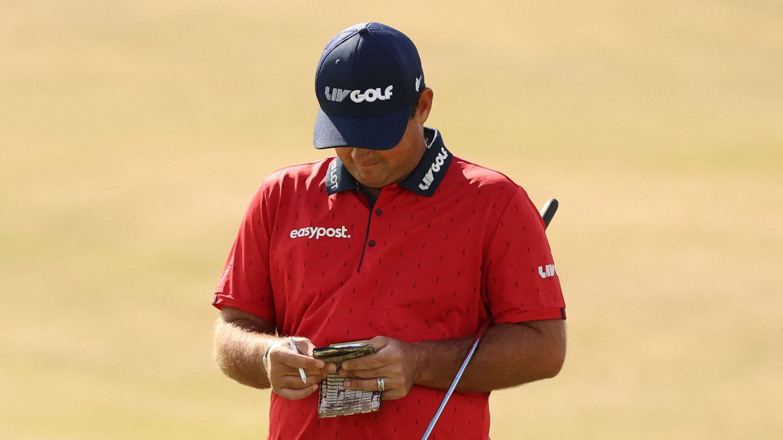 PGA Tour pro FIRES SHOTS at Patrick Reed after penalty drop controversy