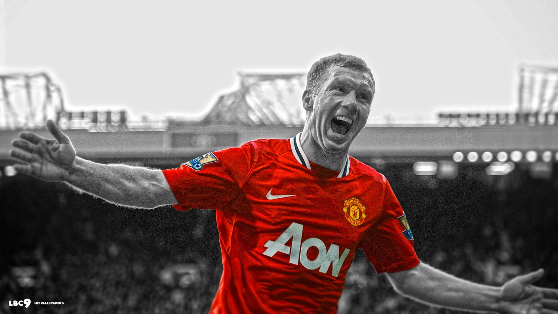 GolfMagic recreate viral video with Man United legend Paul Scholes 