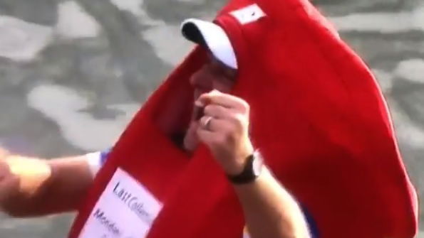 Ian Poulter beats Dustin Johnson in singles, dresses up in a post box!