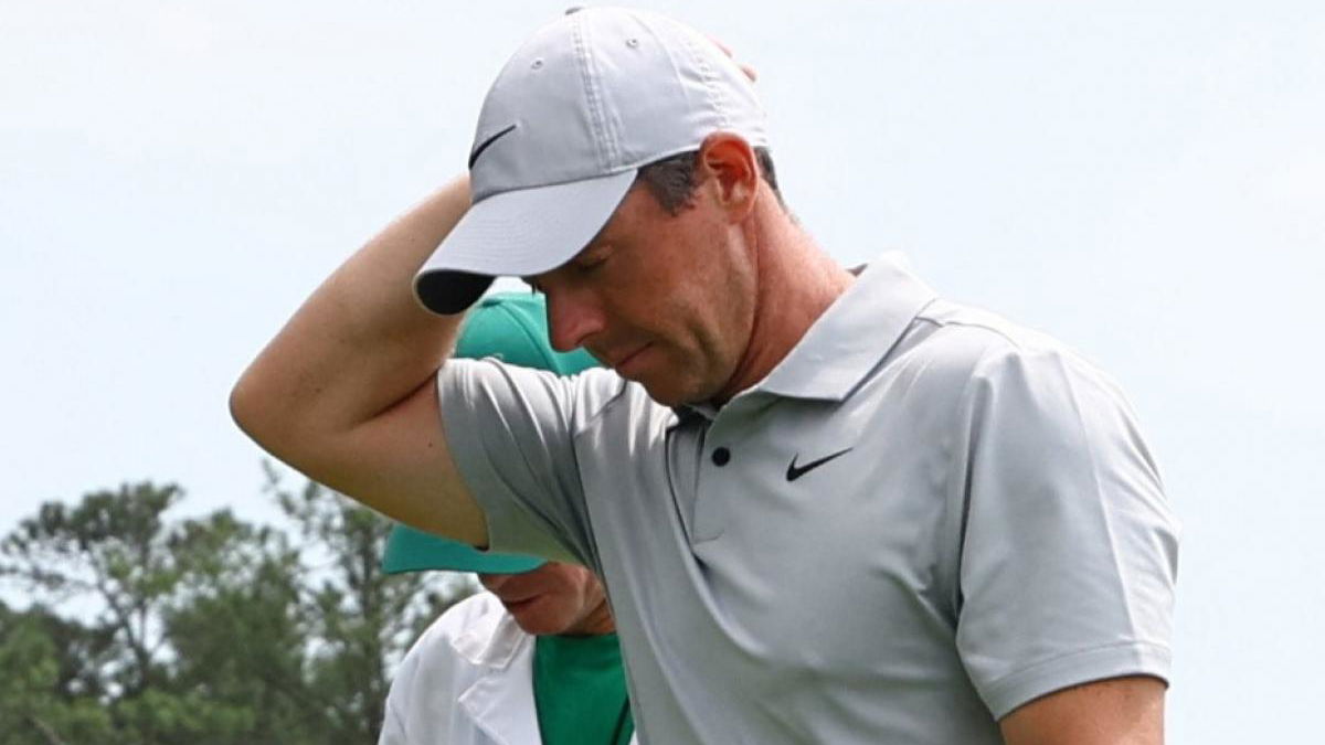 Rory McIlroy cracks jokes about Masters misery: "How do you think I feel?!"