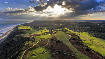 Greenkeepers discover BOMB on UK golf course