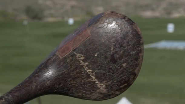 how far can a tour pro hit old golf clubs