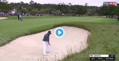 Jordan Spieth hits hidden rake coming out the bunker