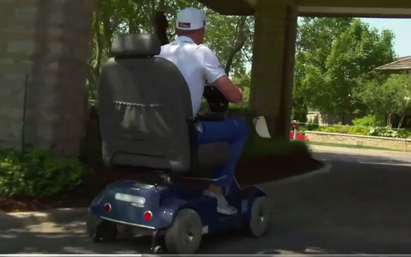 justin thomas gets his grandma before memorial