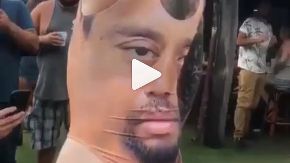 WATCH: The most OUTRAGEOUS Tiger Woods outfit you've ever seen!