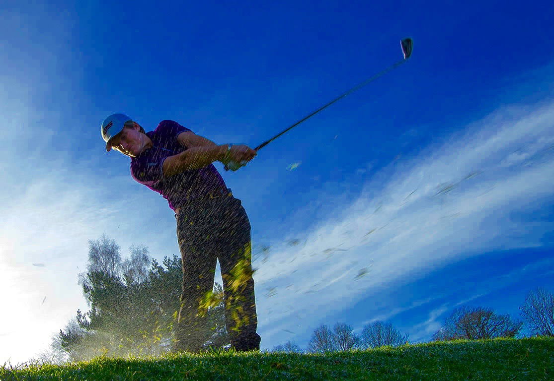 WATCH: Tiger Woods gives Rory McIlroy and co. a lesson on wedge play