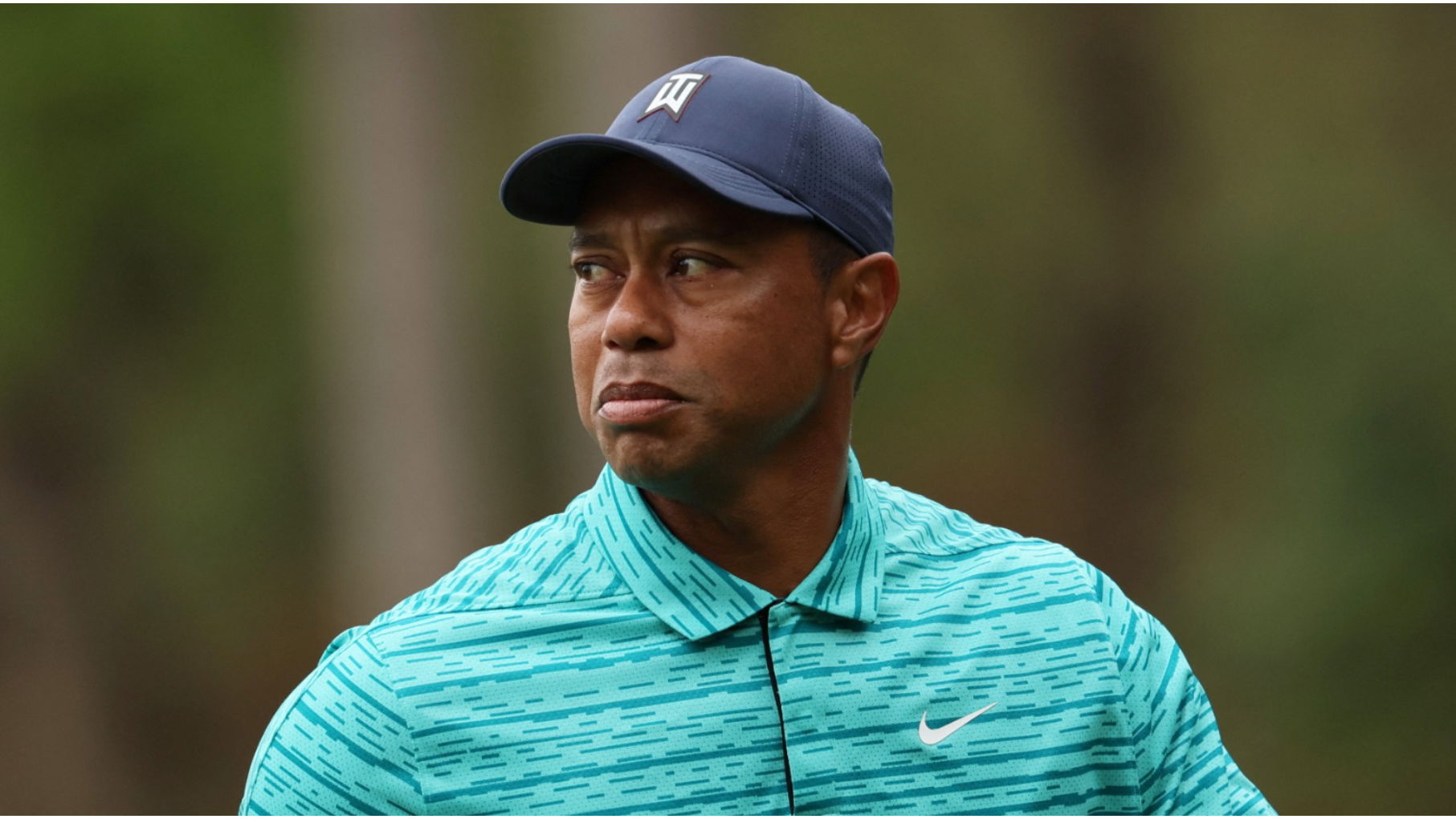 Tiger Woods says there will be problems if he "plays golf ballistically"