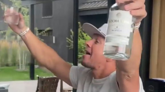 WATCH: Mark Wahlberg goes CRAZY after Abraham Ancer wins on PGA Tour!
