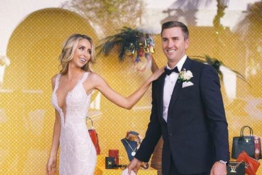 Jordan Spieth gets married on Thanksgiving weekend; Dustin Johnson's caddie and bro also ties the knot