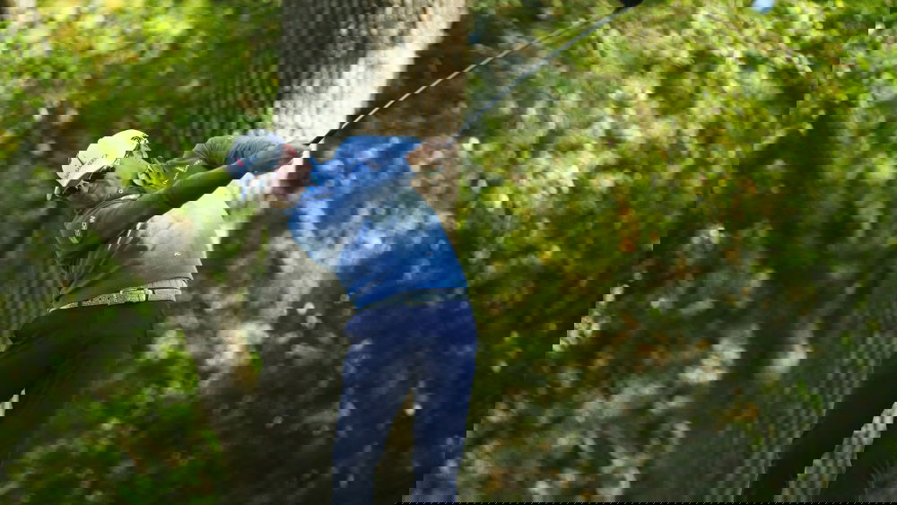 WATCH: Zach Johnson hits ball on practice swing but there's no penalty