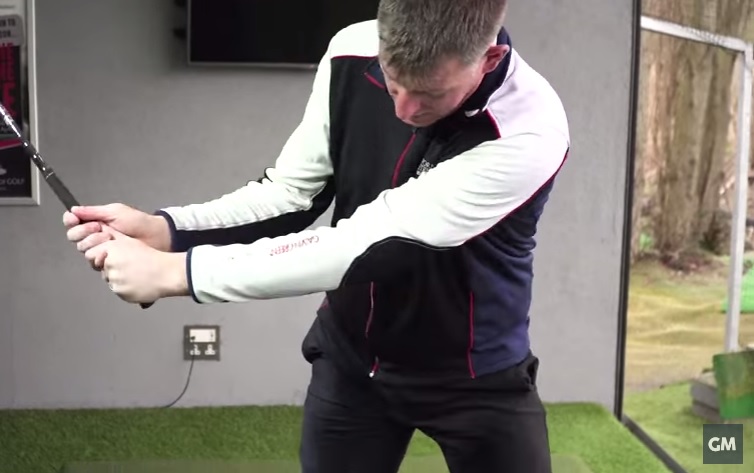 How to stop the shanks: 'Imaginary knife in groin drill'