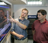 Mizuno launches English fitting centre