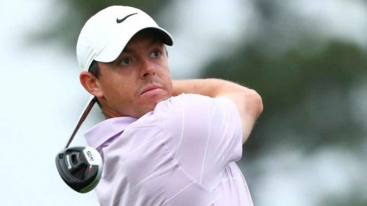 Rory McIlroy reveals his new caddie at the DP World Tour Championship