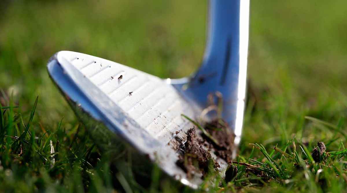 why should you clean your golf clubs