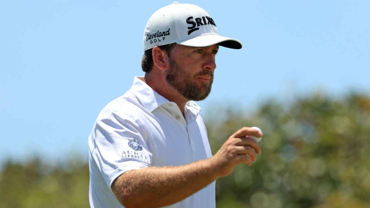 WATCH: Graeme McDowell drains 30-footer at 18 to punch ticket to Open