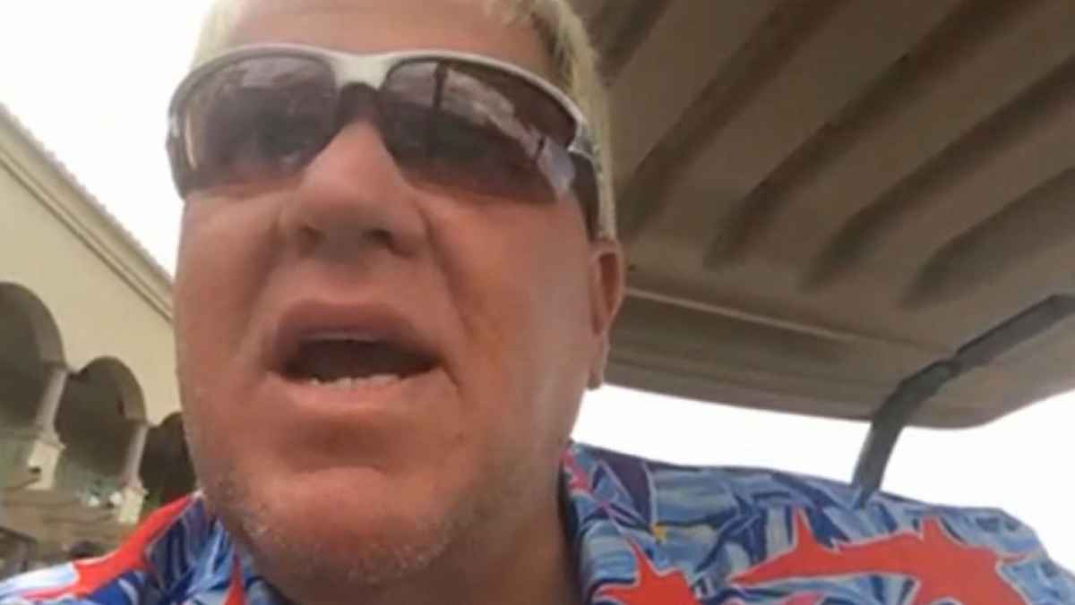john daly calls out the rock