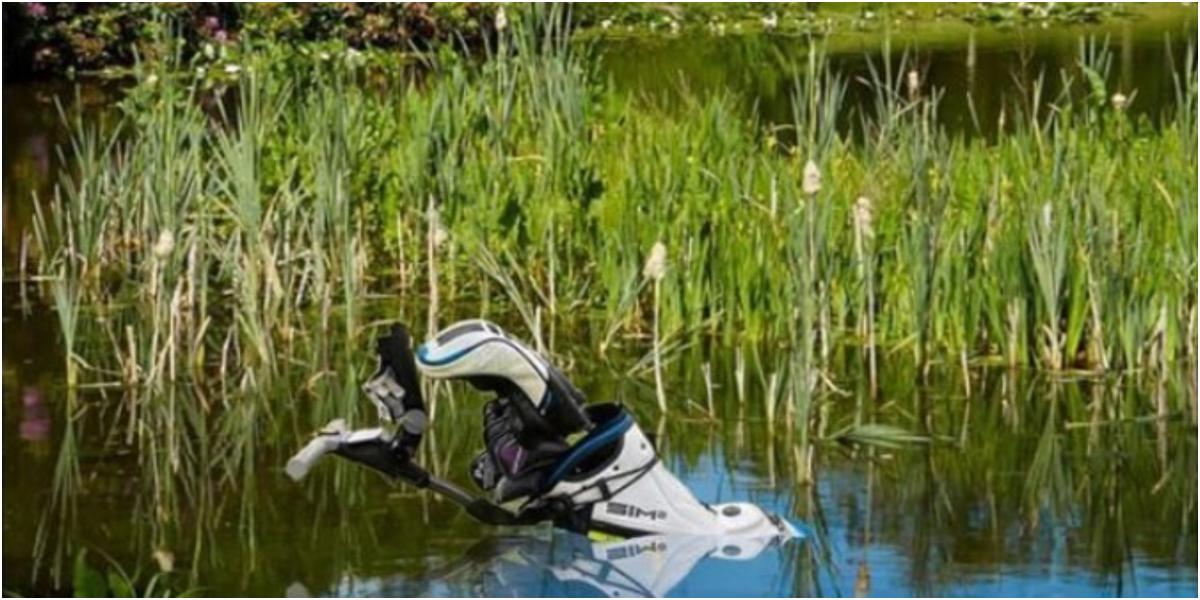 "For sale! Free because F*** GOLF!": Divorced golfer dumps his clubs in a pond
