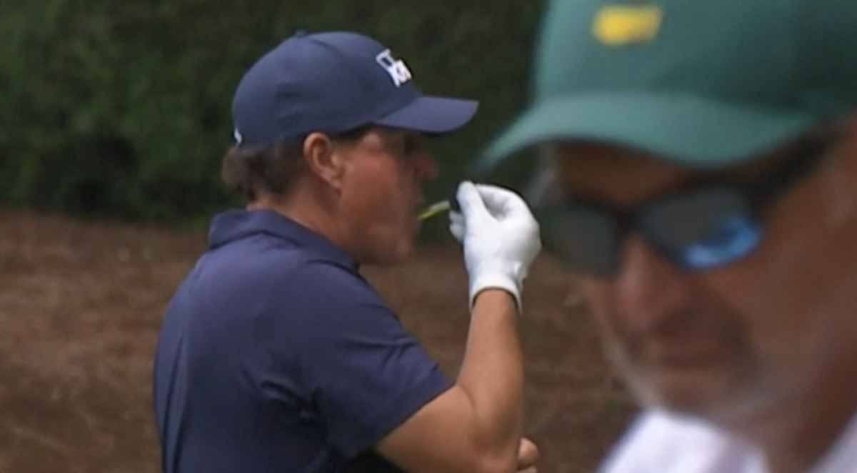 WATCH: Was Phil Mickelson taking CBD oil at The Masters? | GolfMagic