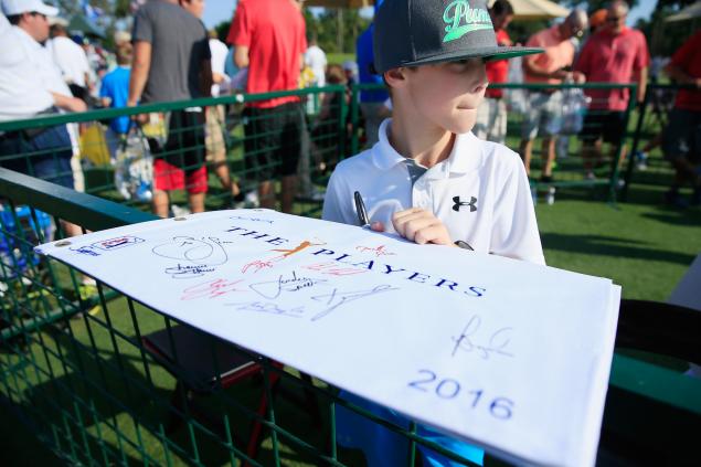Casey and Dufner defy PGA Tour autograph policy at The Players