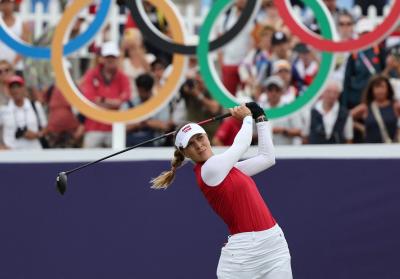 Morgane Metraux led the women's Olympic golf after round 1