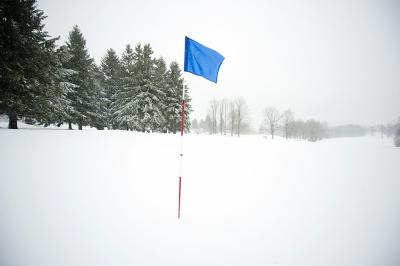 the coldest golf course in the world ice golf tournament