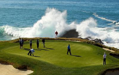 Storm causes CHAOS ahead of AT&T Pebble Beach Pro-Am...